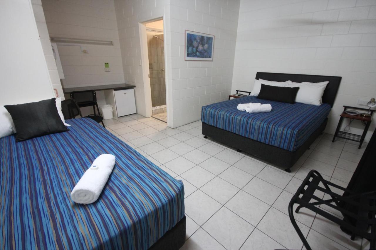 Barrier Reef Motel Іннісфейл Екстер'єр фото